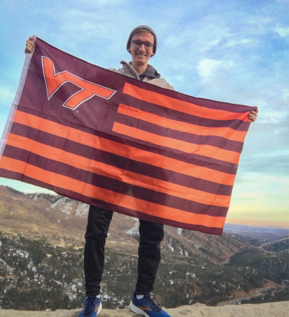 Cadet Andrew Bonavita ’21 hikes in Colorado Springs, Colorado.